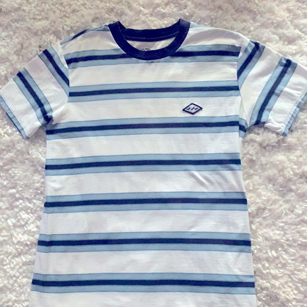 Billabong striped t-shirt Medium.